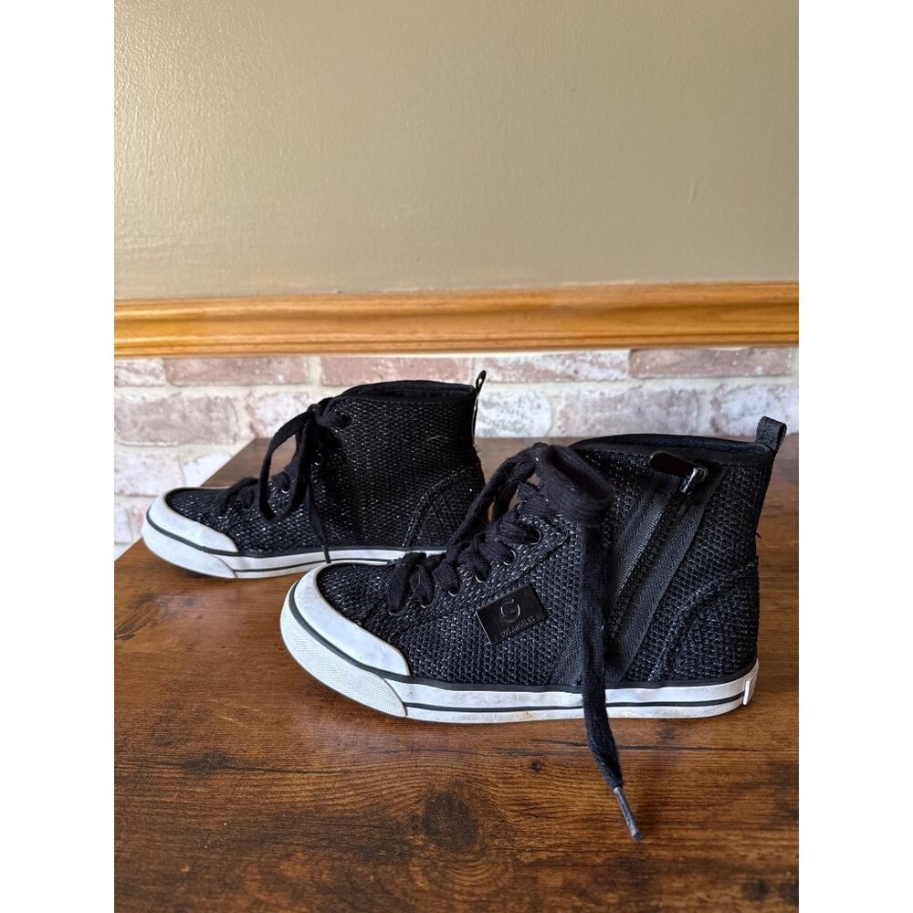 G Los Angeles Black Textured High-Top Sneakers With Side Zipper & Laces - Picture 2 of 16